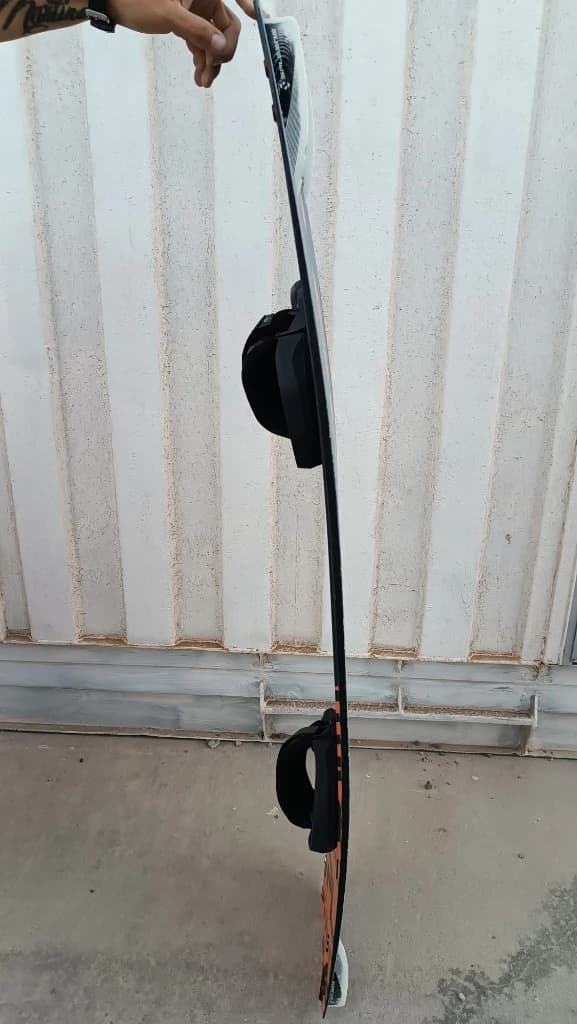 Tabla kite Spleene Wake 135 cm Como nuevo