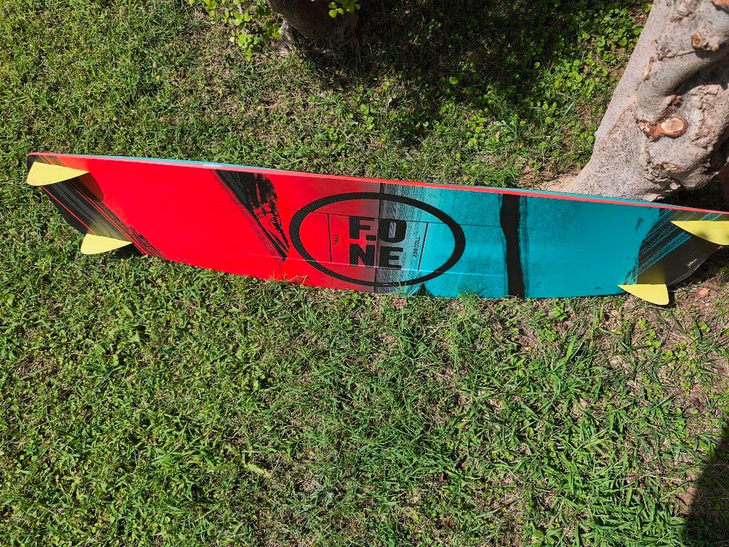 Vendo tabla kitesurf
