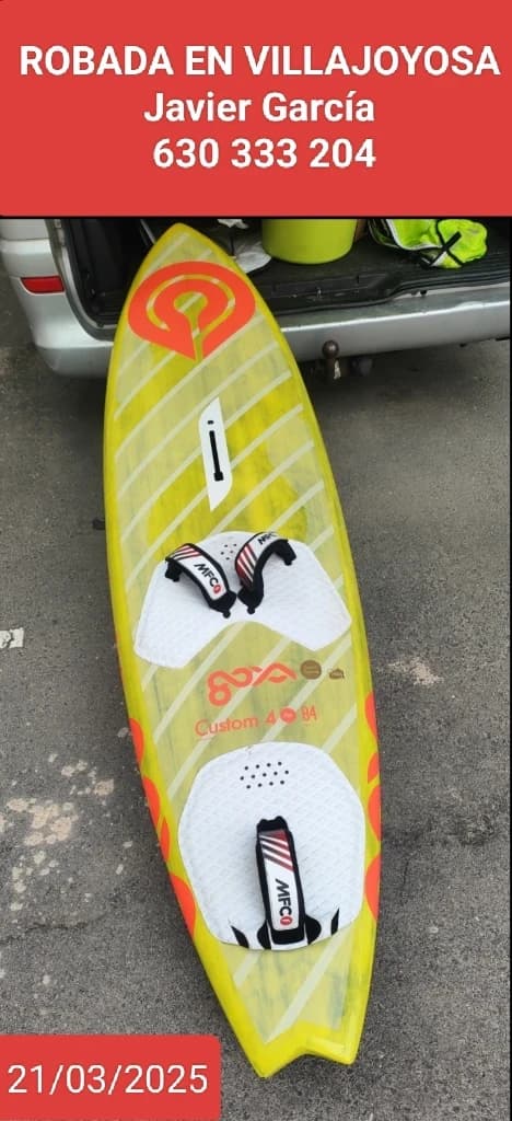 Robada tabla Goya Custom 4 89 l. 2022/23