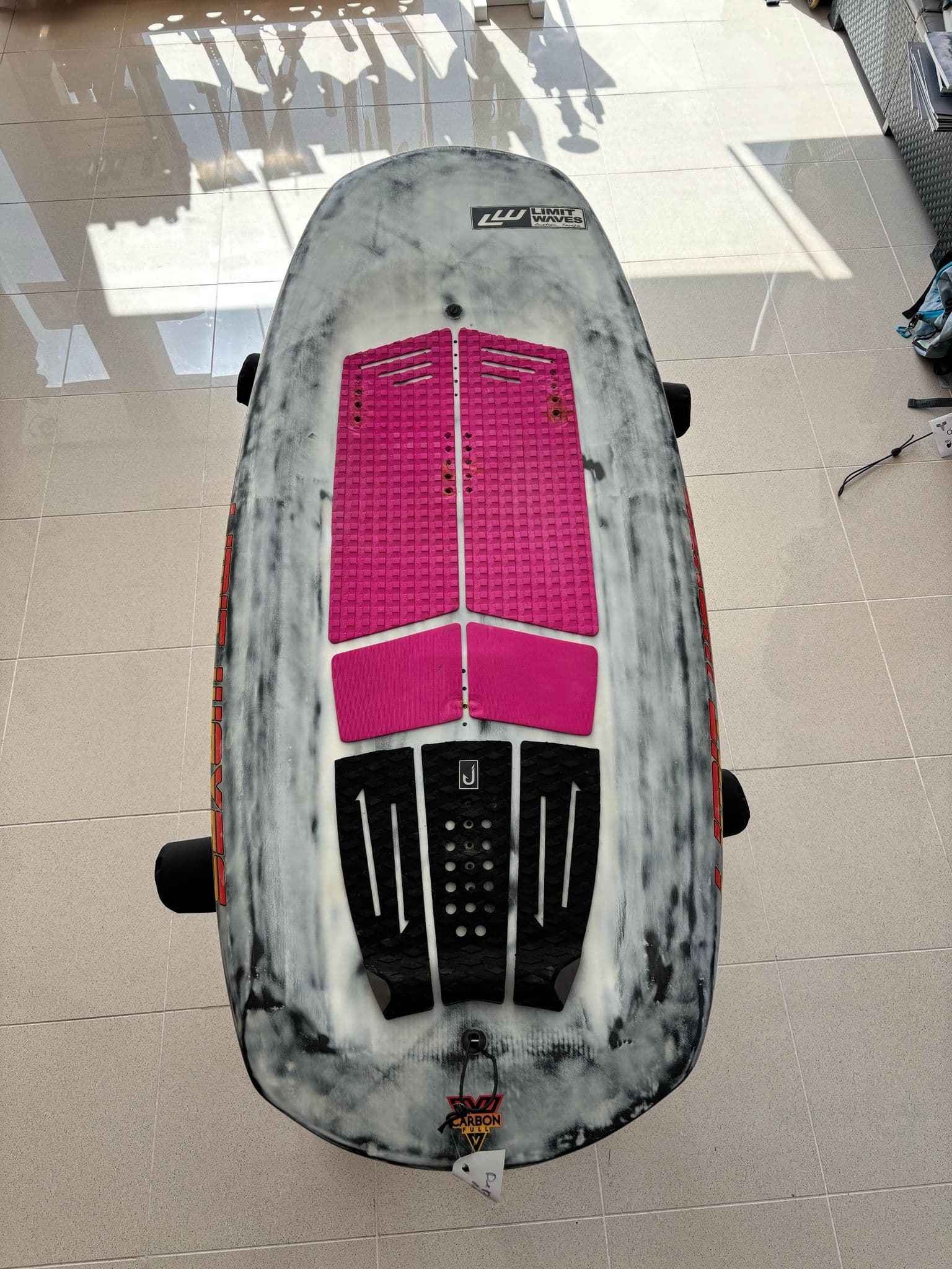 Limit Waves 5'11 ft 85 lts