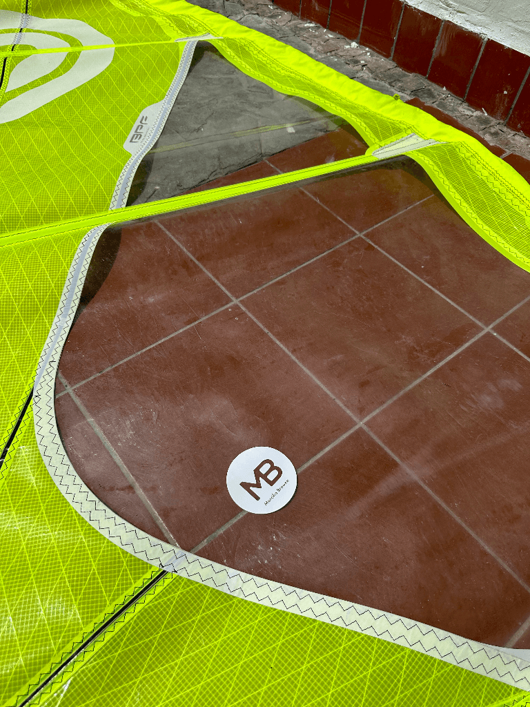 Banzai Pro Yellow 4.7 