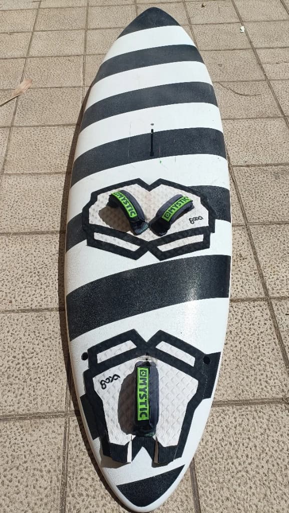 Tabla windsurf Goya Custom Quad 