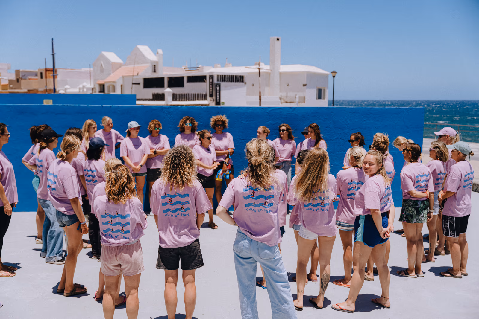 Sail with the pros — Special wave